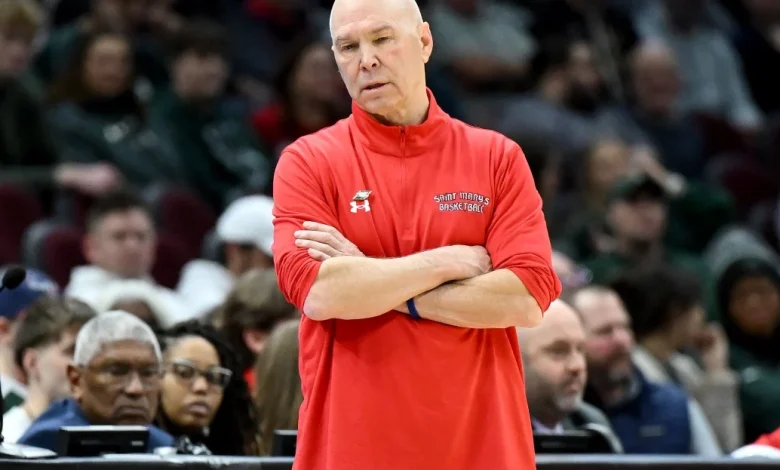 ASU to hire Saint Mary’s coach Randy Bennett, Cincinnati hiring Utah State’s Jerrod Calhoun, per reports