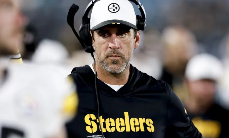 Aaron Rodgers: There have been no "progressive conversations" with the Steelers