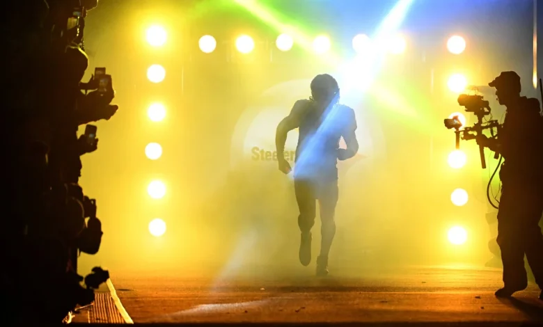 Aaron Rodgers says he won't do TV after he retires from playing