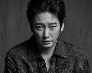Actor Lee Sang-bo found dead at 43