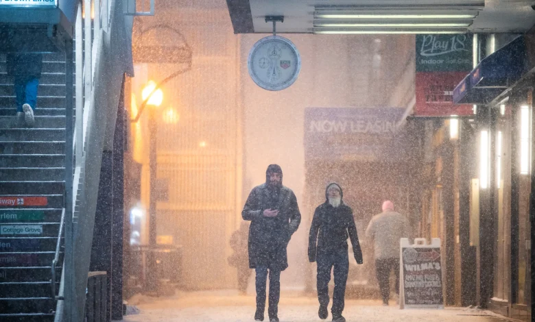 After Sunday Storms, Chicago To Get Hit By Snow And Bitter Cold, Weather Service Says