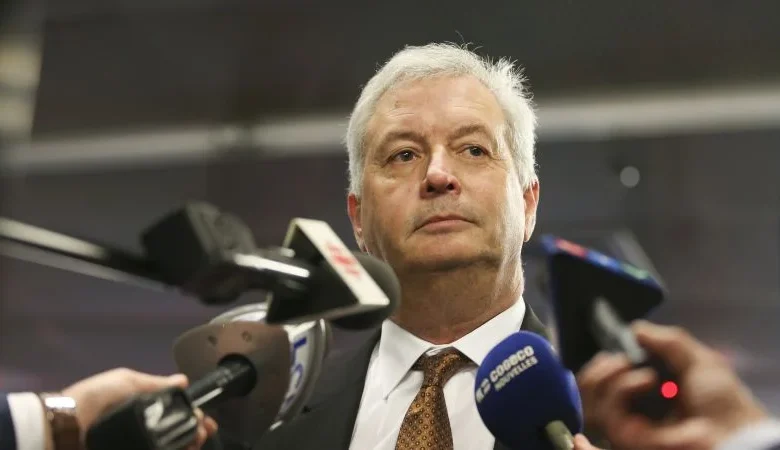 Air Canada CEO will retire this year after his English-only crash message was criticized