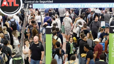 Airport chaos puts U.S. Sen. Jon Ossoff in political hot seat