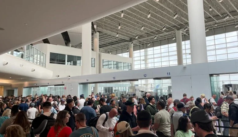 Airports see hourslong delays due to TSA shortages as Homeland Security shutdown shows no sign of ending
