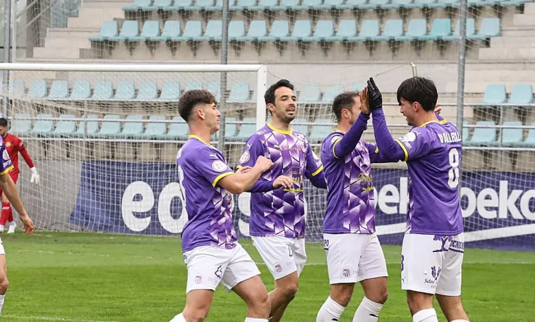 Al Palencia CF le bastan diez minutos de lucidez bastan