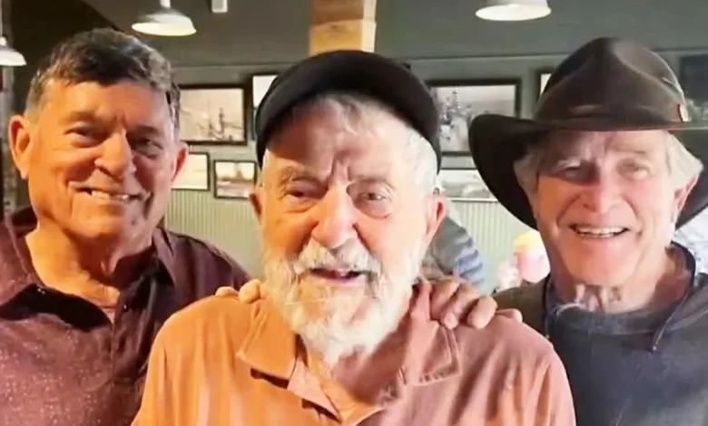 Alabama Father, 99, and Son, 80, Become First Ever Pair to Redeem Decades-Old Promise of Free Oysters at Local Oyster House