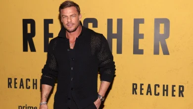 Alan Ritchson Comments on “Crazy Week” as He Wraps ‘Reacher’