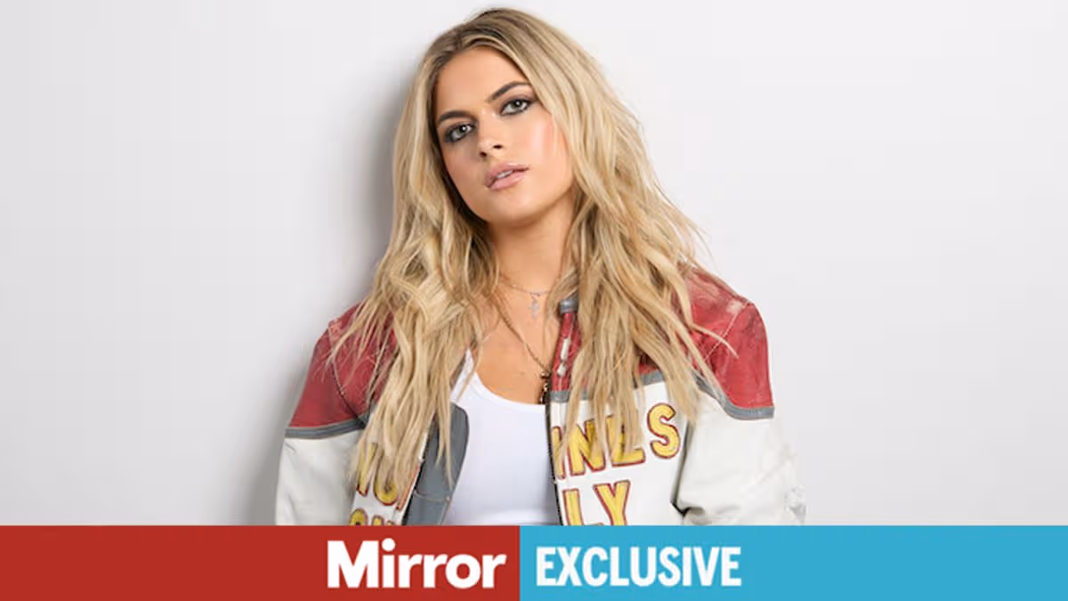 Alana Springsteen 'brought to tears' after James Van Der Beek's wife's touching moment