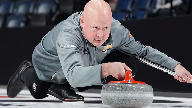 Alberta skip Kevin Koe clinches group with 7th straight win to open Brier