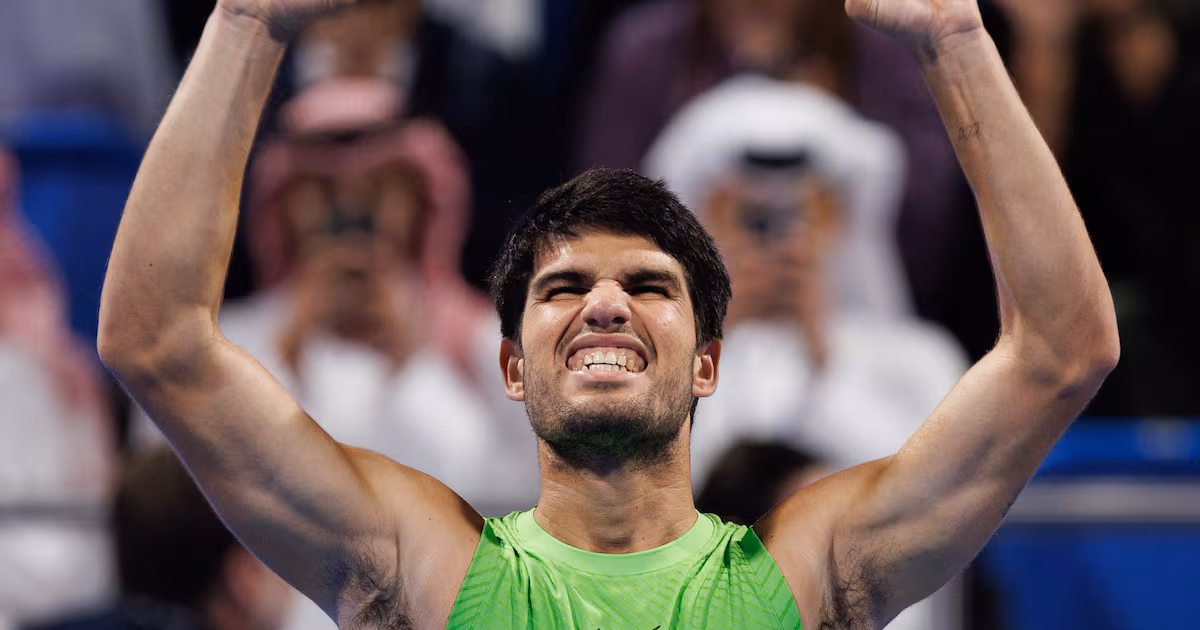 Alcaraz toujours au sommet, FAA perd une place