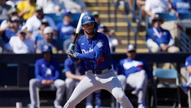 Alex Freeland edges Hyeseong Kim for a Dodgers opening day roster spot