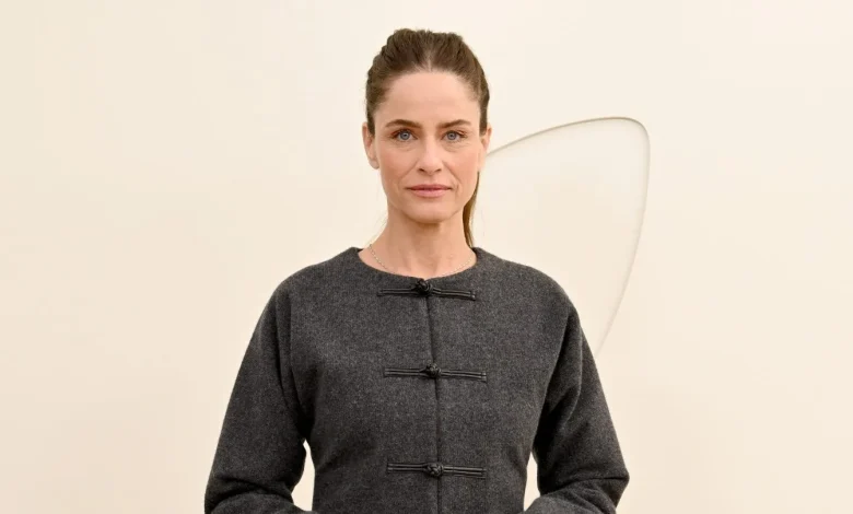 Amanda Peet Reveals Breast Cancer Diagnosis