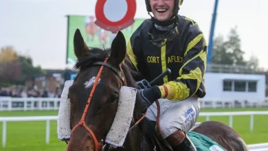 Amateur jump jockey Sam Lee dies aged 27