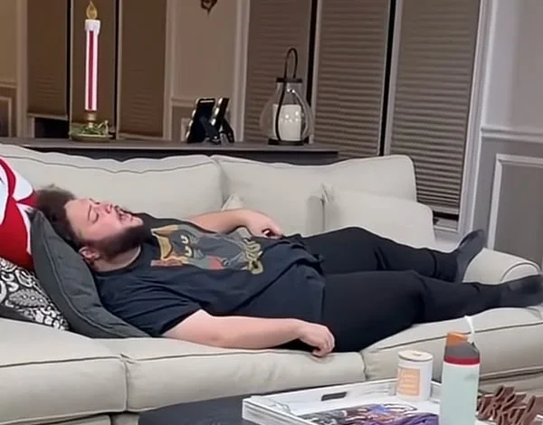 American Idol Finalist Adam Ezegelian And AMH Deliver A Spine-Tingling Couch Cover Of Adele's "Someone Like You"