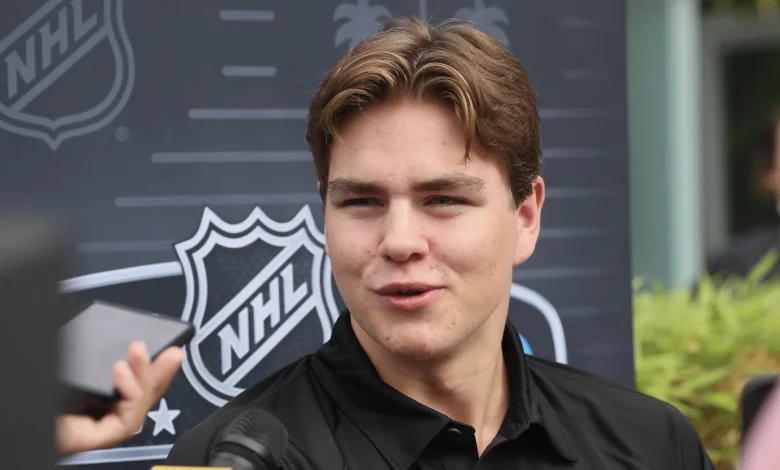 Anton Frondell to make Blackhawks debut next to Connor Bedard: 'He can handle it'