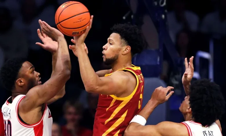 Arizona-Iowa State scouting report: On Hilton South and (maybe) slippery glass