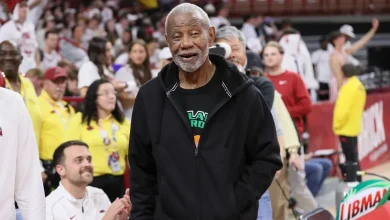 Arkansas basketball unveils plans for Nolan Richardson statue