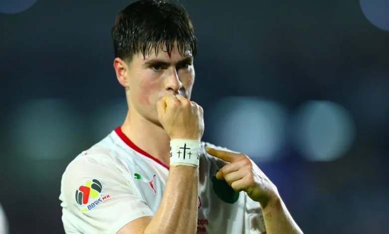 Armando “Hormiga” González hoy: cuántos goles tiene el delantero de Chivas en la Liga MX