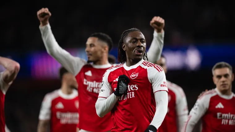 Arsenal vs. Manchester City hoy: Alineaciones, pronóstico y apuestas de la final de la Carabao Cup 2026