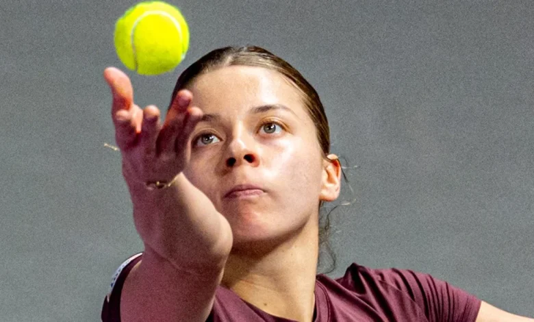 As zakończył seta na starcie Polki w WTA. Zwrot w drugim. Awans turniejowej "7"