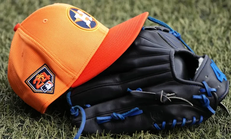 Astros Giving Young Prospect Unusual Opportunity in Spring Training