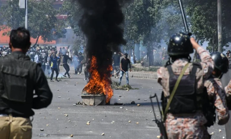 At least 22 people killed in Pakistan as protesters try to storm US Consulate