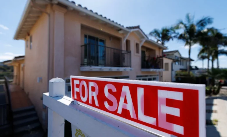 Average U.S. long-term mortgage rate rises to 6.22%, highest in more than 3 months