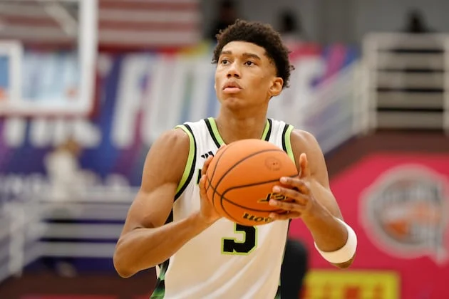 BYU lands commitment from 5-star forward Bruce Branch III – Deseret News