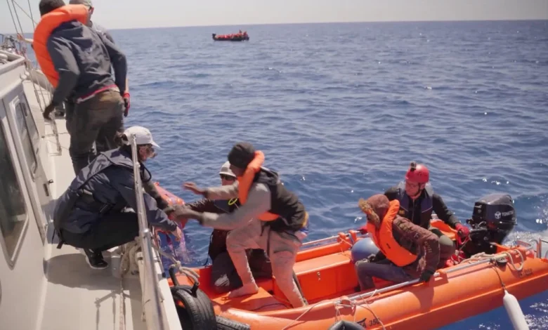 Bambino di 2 anni disperso in mare a Lampedusa. Save the children attacca la politica