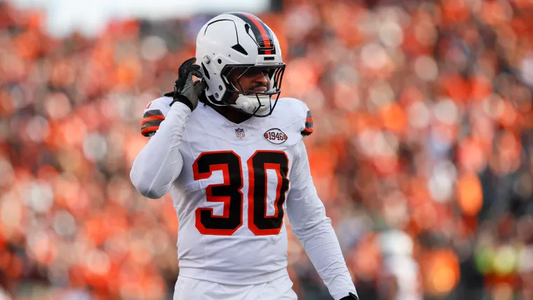 Bears agree to $30 million deal with Browns LB who had two pick-sixes in 2025