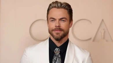 Beloved Derek Hough’s Romance History: 5 Fast Facts You Need to Know