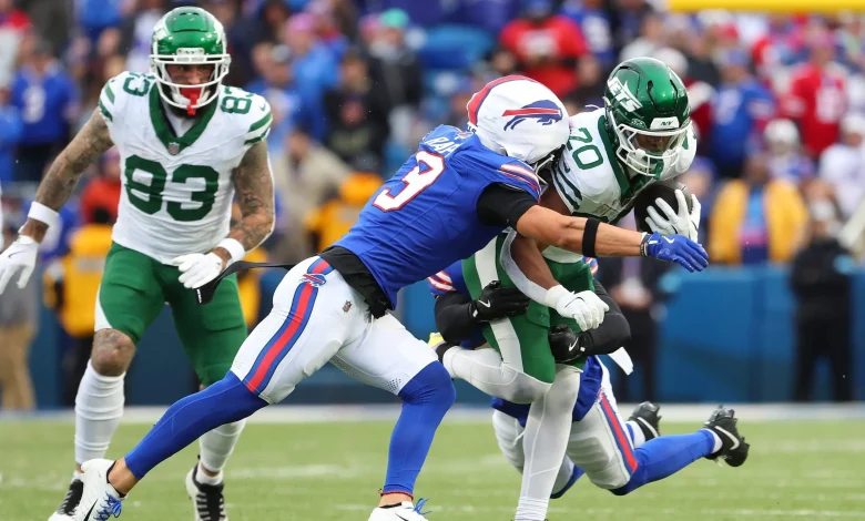 Bills Urged to Cut $10 Million Veteran After Season-Ending Injury in 2025