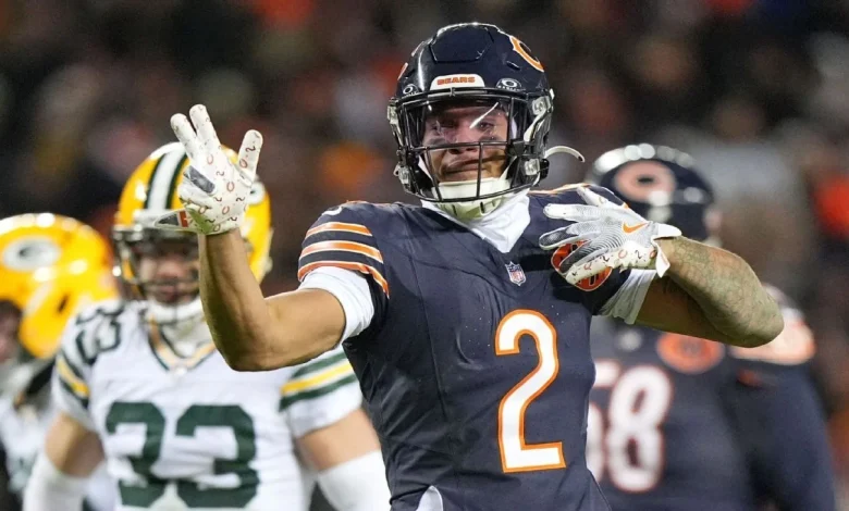 Bills agree to trade to acquire Bears WR DJ Moore, sources say