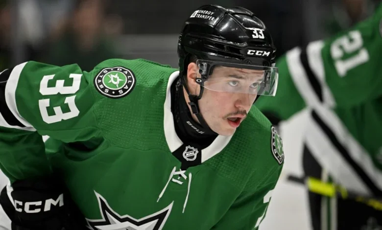 Blackhawks To Acquire Derrick Pouliot