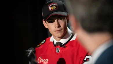 Blackhawks sign Sacha Boisvert to three-year, entry-level contract
