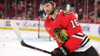 Blackhawks trade Jason Dickinson, Colton Dach to Oilers for Andrew Mangiapane, pick