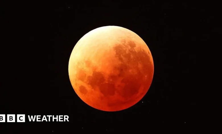Blood moon lunar eclipse lights up skies around the world