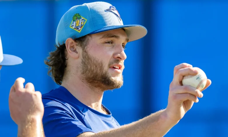 Blue Jays' Yesavage throws 35 pitches in minor-league game