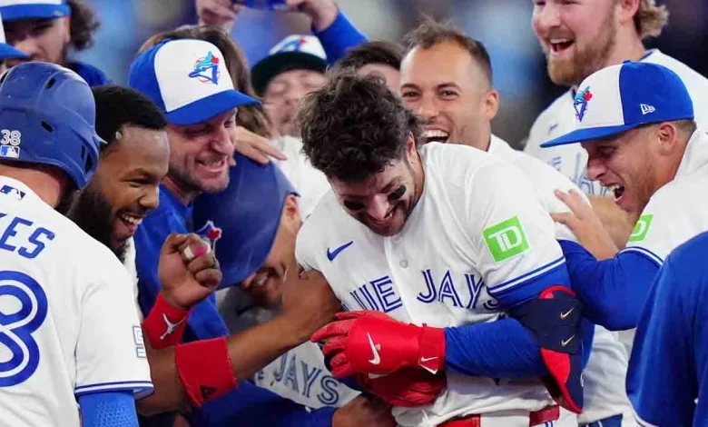 Blue Jays rally for second straight walk-off after Cease’s strong debut