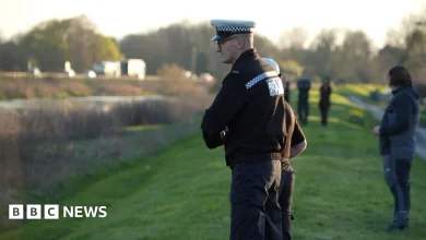 Body of 16-year-old found after car entered River Nene