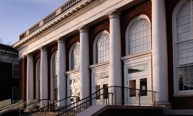 Bomb threat reported at Shannon Library