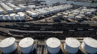 Bond Traders Scrap 2026 Fed Cut Bets as Oil Surge Fuels Inflation Fears