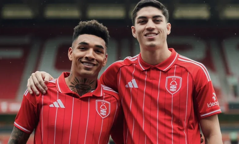 Botafogo recebeu € 23 milhões do Nottingham Forest em junho de 2025 e emprestou € 25,5 milhões ao Lyon no dia seguinte
