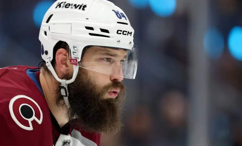 Brent Burns passes Bobby Orr on list of goals by NHL defensemen