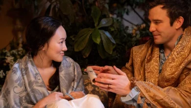 'Bridgerton' Showrunner Says It Was Important for Benedict to Come Out to Sophie