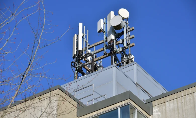 Burnaby puts brakes on 10-metre antennas at SFU