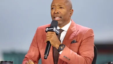 CBS Had To Replace Kenny Smith For Friday's NCAA Tournament Coverage