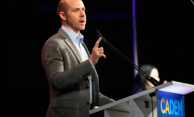 California Democratic leader urges weak gubernatorial hopefuls to bow out