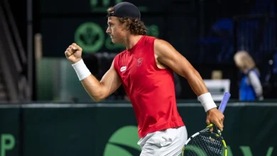 Canada's Draxl outlasts Britain's Clarke in second-round qualifier at Miami Open