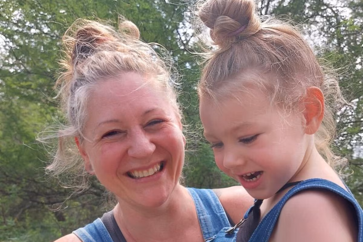 Canadian seven-year-old and mother detained by U.S. immigration in Texas